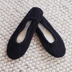 White + Warren Lounge Cashmere Ballet Slipper
