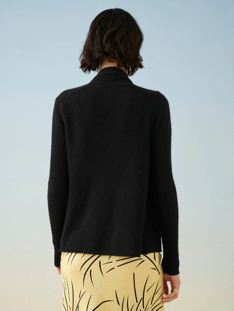 White + Warren Best-Sellers Essential Cashmere Mini Trapeze