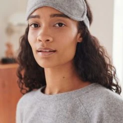 White + Warren Cashmere Eye Mask