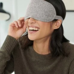 White + Warren Cashmere Eye Mask