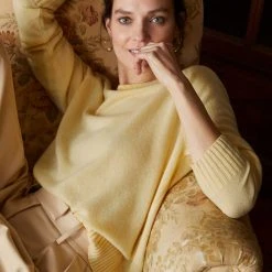 White + Warren Cashmere Sweatshirt The New Twinset