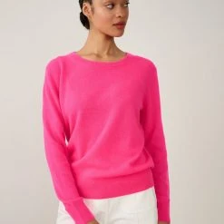 White + Warren Essential Cashmere Crewneck
