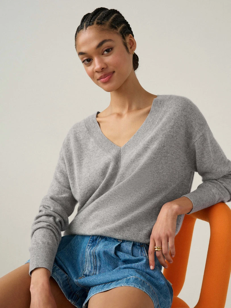 White + Warren Essential Cashmere V Neck Best-Sellers