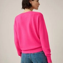 White + Warren Best-Sellers Essential Cashmere V Neck