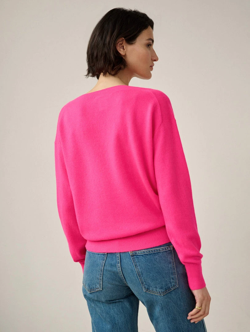 White + Warren Best-Sellers Essential Cashmere V Neck