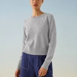 White + Warren Essential Cashmere Shrunken Crewneck Best-Sellers