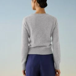 White + Warren Essential Cashmere Shrunken Crewneck Best-Sellers