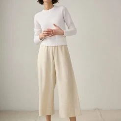 White + Warren Essential Cashmere Shrunken Crewneck Best-Sellers