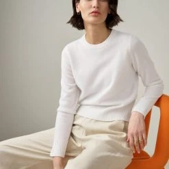 White + Warren Essential Cashmere Shrunken Crewneck Best-Sellers