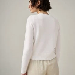 White + Warren Essential Cashmere Shrunken Crewneck Best-Sellers