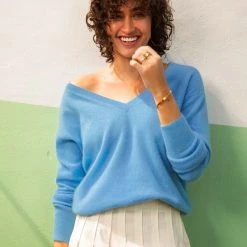 White + Warren Cashmere V Neck