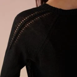 White + Warren Linen Easy Crewneck Vacation Wardrobe