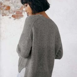 White + Warren Cardigans Cashmere Cropped V Neck Cardigan