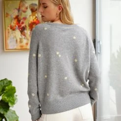 White + Warren Cashmere Embroidered Daisy Sweatshirt