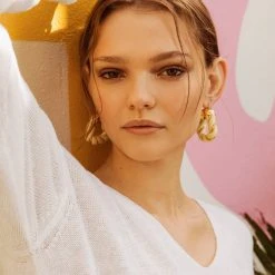 White + Warren Linen Easy V Neck Best-Sellers