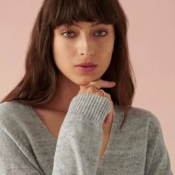 White + Warren Best-Sellers Linen Easy V Neck