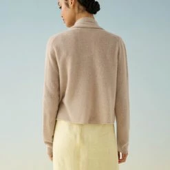 White + Warren Essential Cashmere Cropped Trapeze Best-Sellers