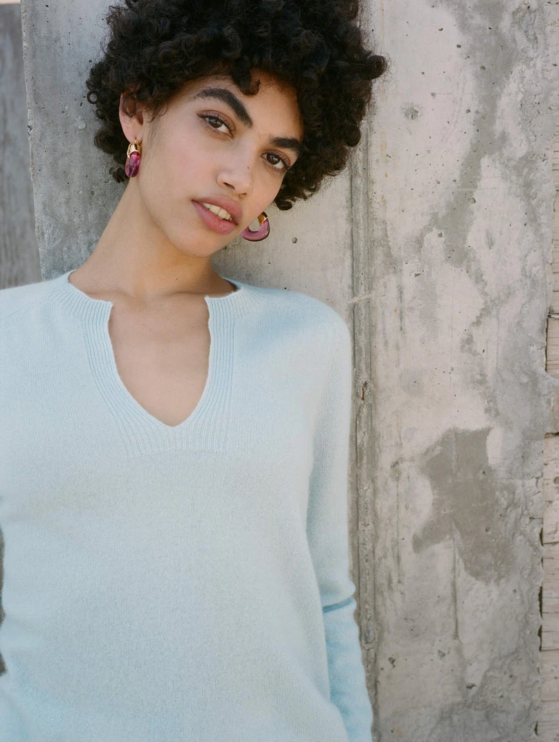 White + Warren Cashmere Split Neck Pullover