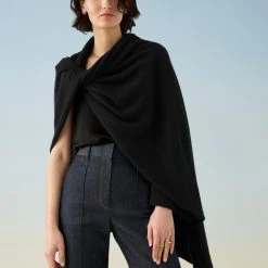 White + Warren Best-Sellers Cashmere Travel Wrap