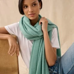 White + Warren Cashmere Travel Wrap