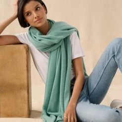 White + Warren Cashmere Travel Wrap