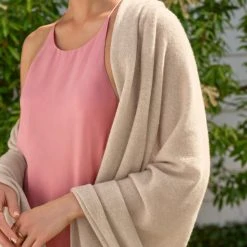 White + Warren Best-Sellers Cashmere Travel Wrap
