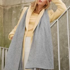 White + Warren Cashmere Travel Wrap